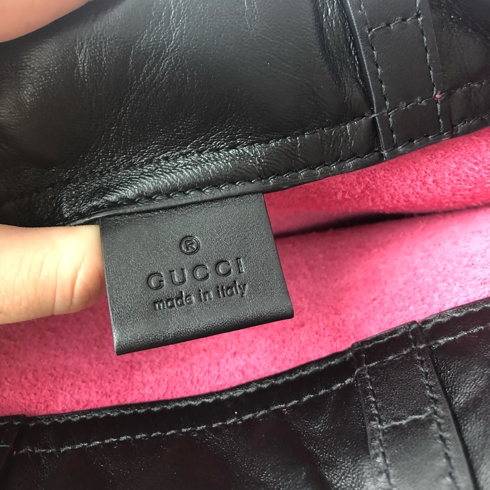 Authentic Gucci LOGO printed leather drawstring - Picture 8 of 11